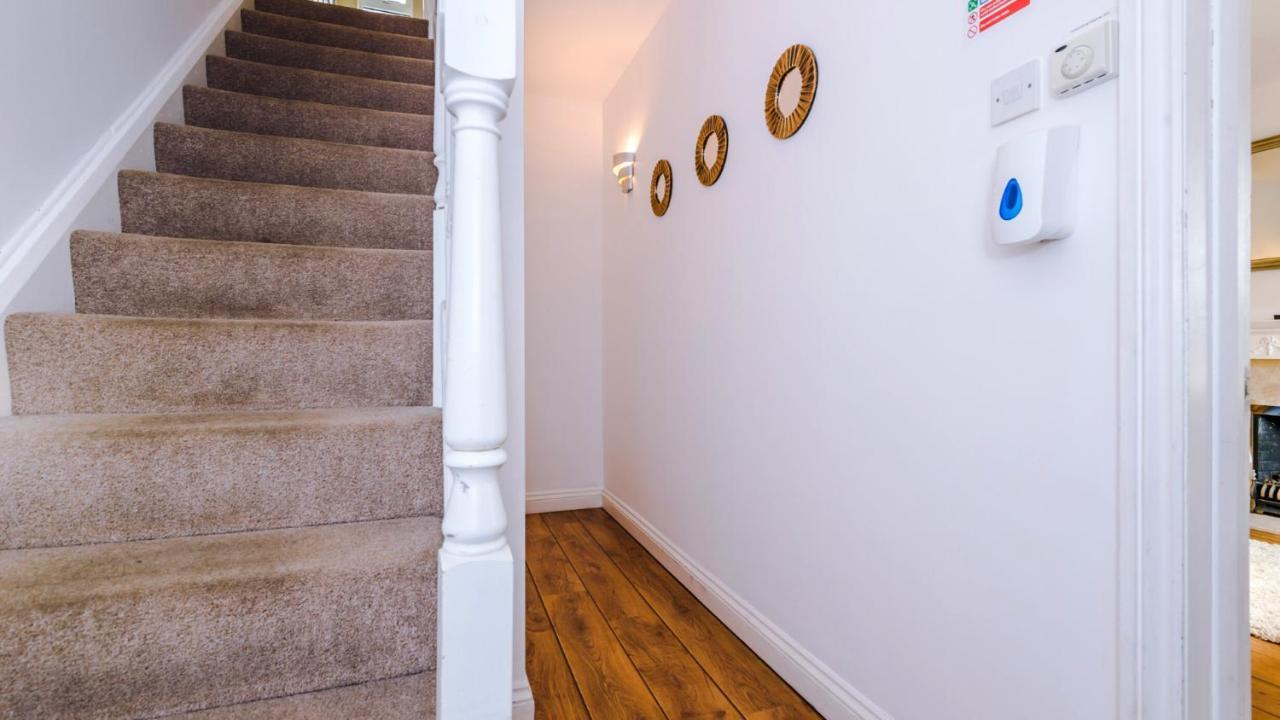 Holiday home Newhall Road - 4 Bedroom Chester - Parking *