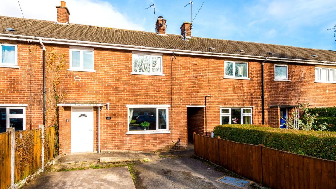 Holiday home Newhall Road - 4 Bedroom Chester - Parking *