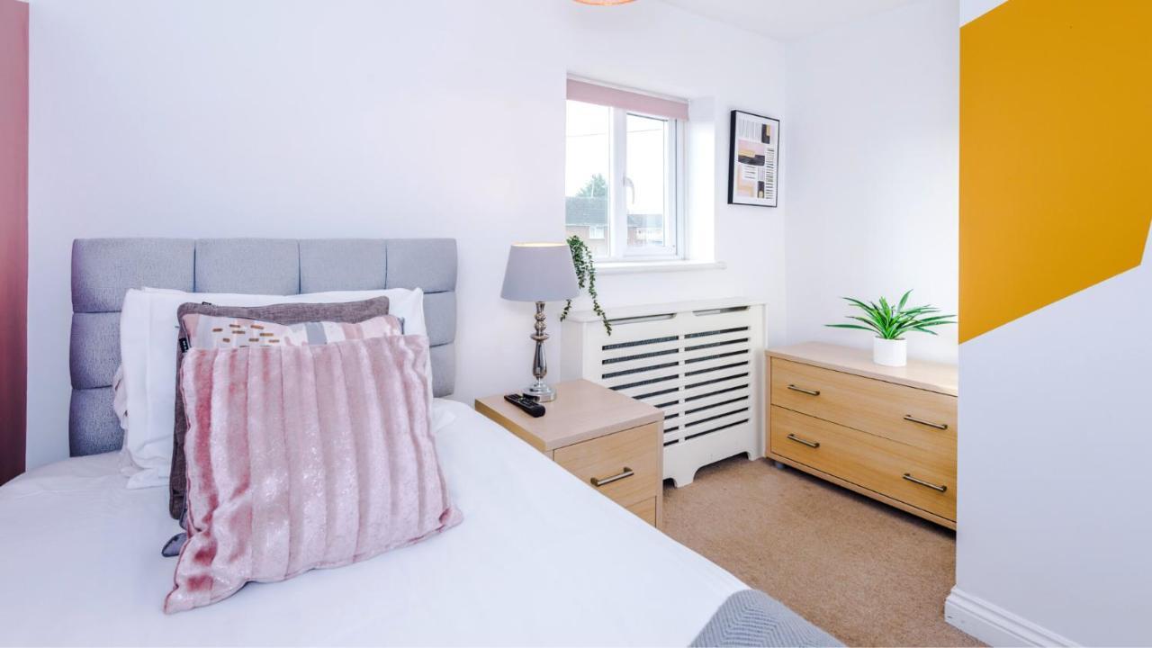 Holiday home Newhall Road - 4 Bedroom Chester - Parking Wervin