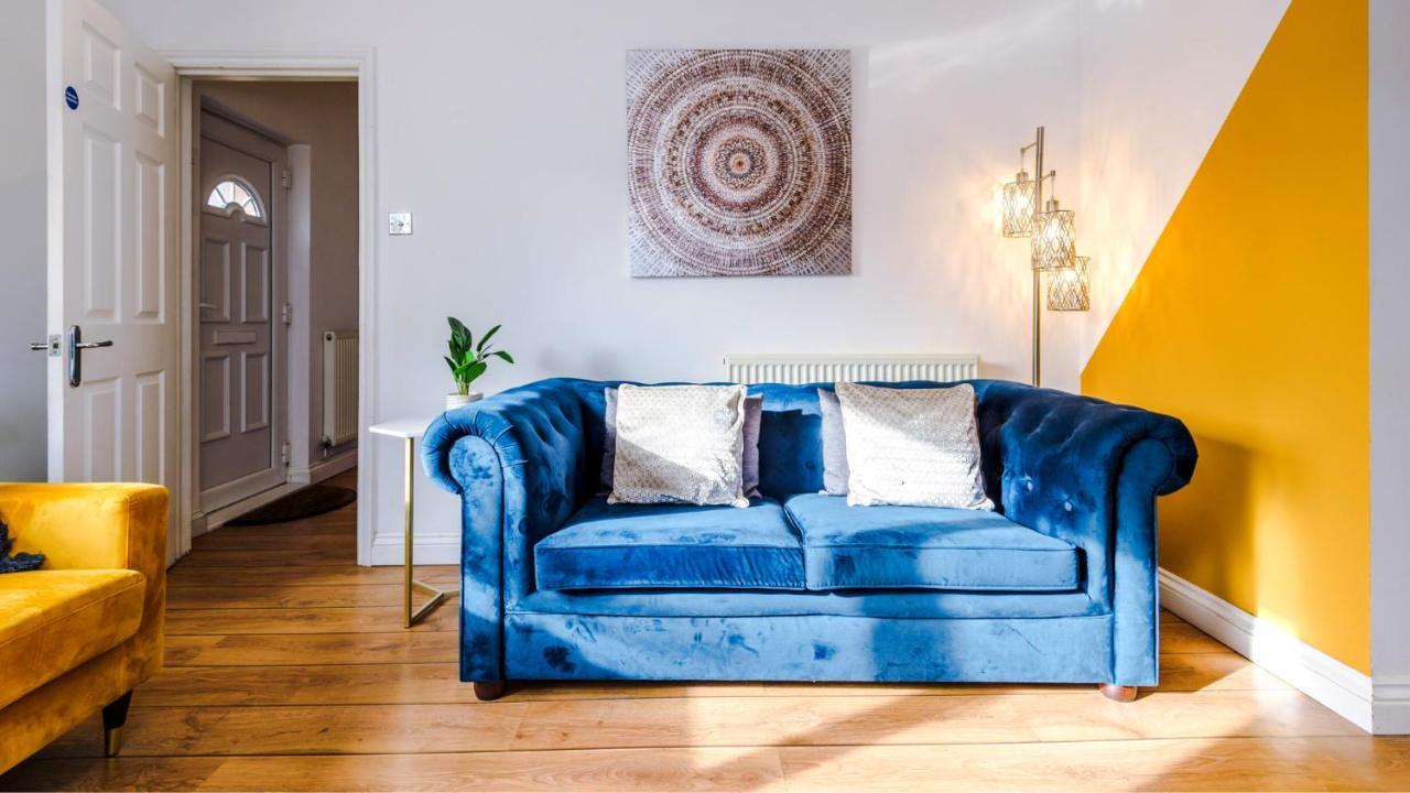 Newhall Road - 4 Bedroom Chester - Parking Дом отдыха Wervin